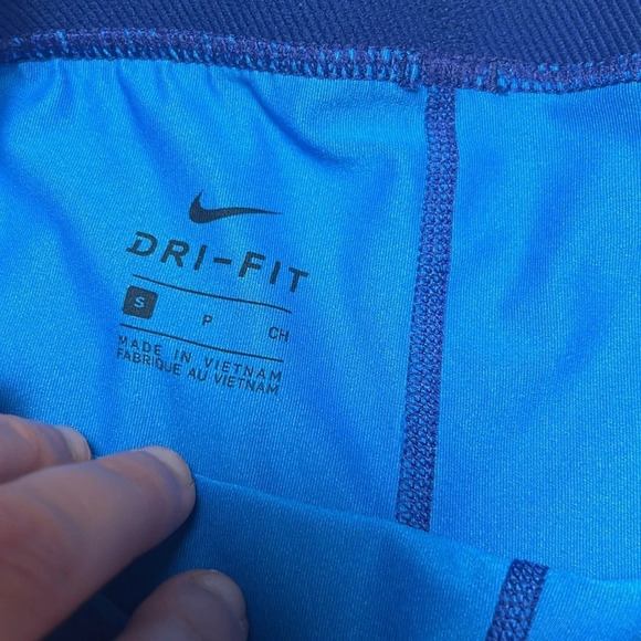 Women Nike Drifit Legging Size Small - Picture 2 of 4